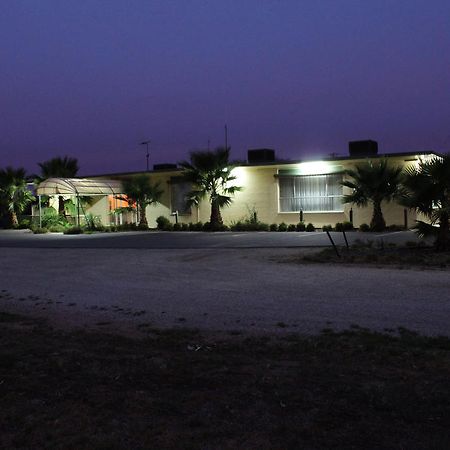 Lazy River Motor Inn Swan Hill Exterior photo